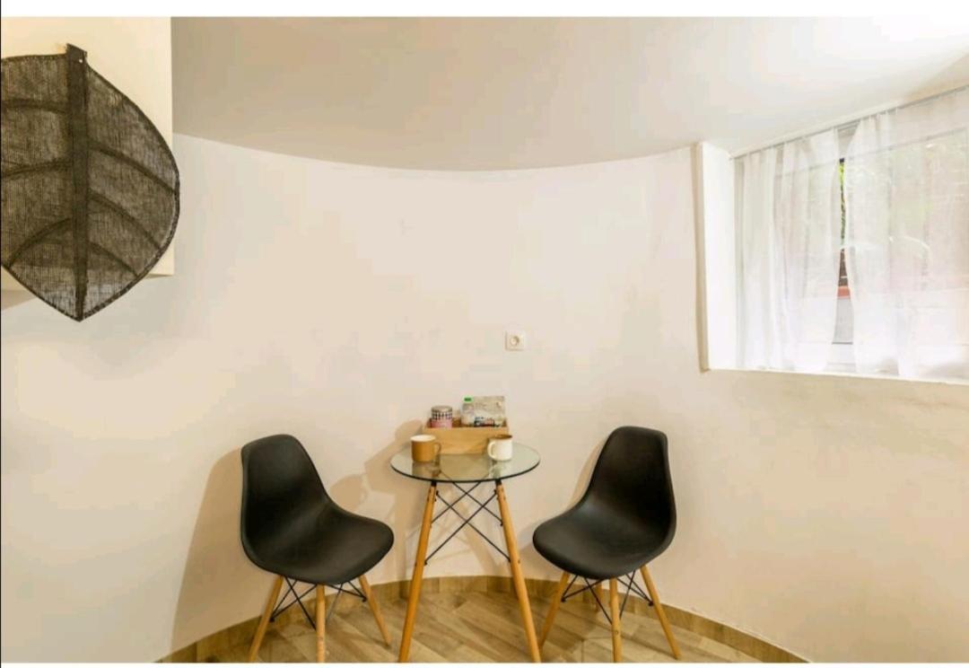 Acropolis Elegant Maisonette By Lodgespot Athens Exterior photo