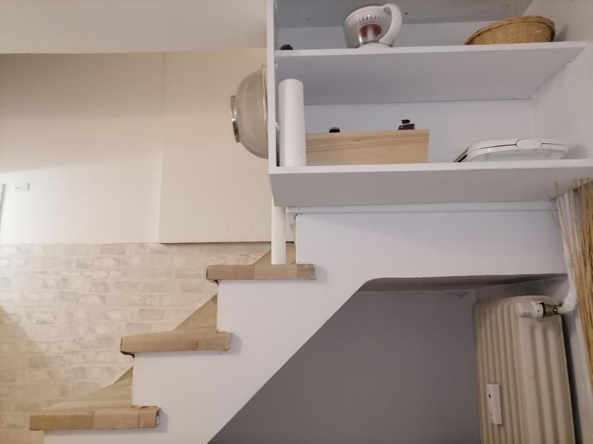 Acropolis Elegant Maisonette By Lodgespot Athens Exterior photo